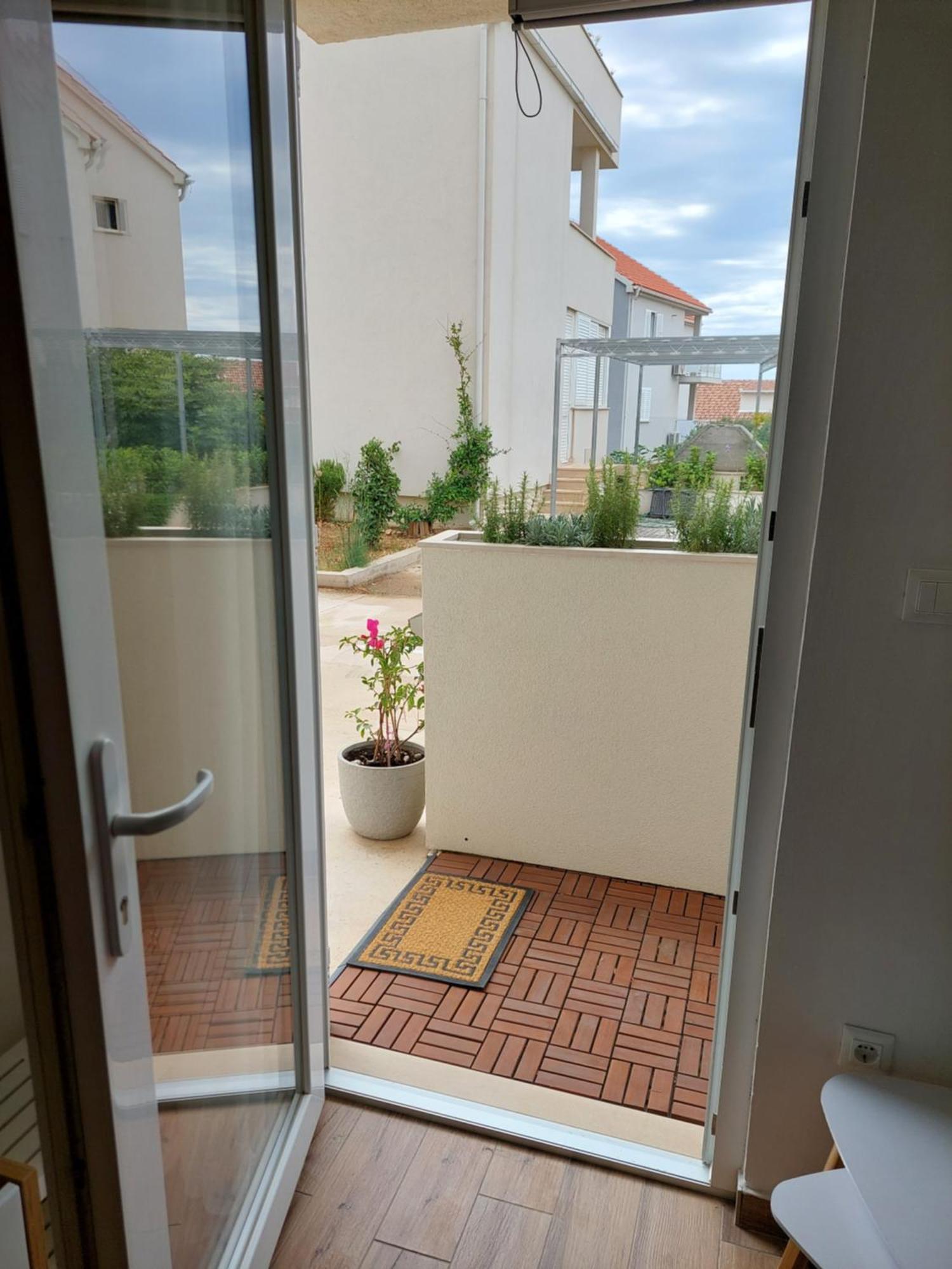 Studio Apartman Kiara Bol Luaran gambar